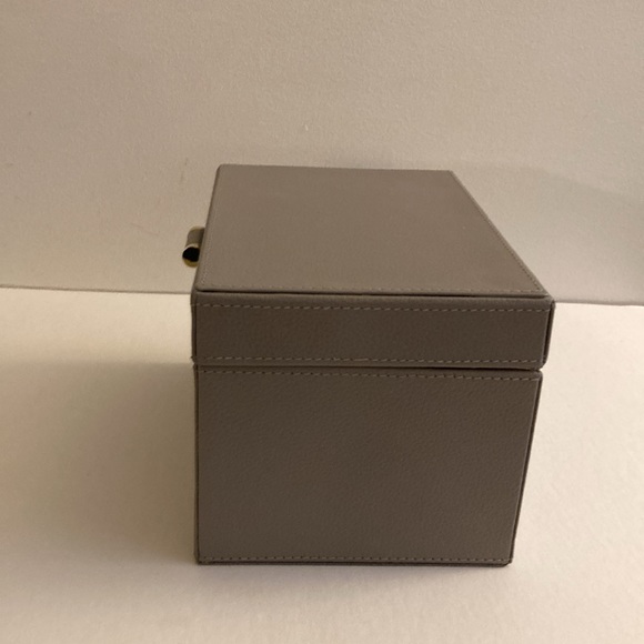 Pottery Barn Small Quinn Grey Leather Jewelry Box Foil Debossed Retired - Picture 6 of 13